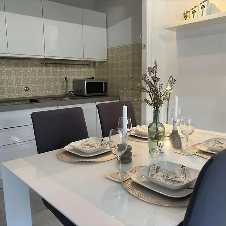 Studio Lumineux 4 Pers, Proche Plage, Terrasse, Parking, Wifi - Fr-1-252-71 Antibes